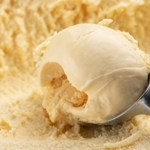 バニラアイスを使ったパンケーキ？！※画像はイメージです（kai/stock.adobe.com）