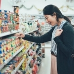 1人暮らしの女性が、コンビニで買い物するときの注意点は…　※画像はイメージです（PR Image Factory/stock.adobe.com）