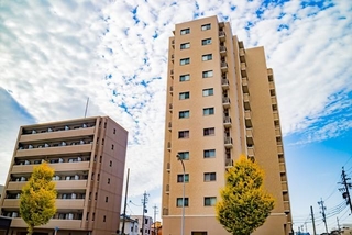 東京23区内の中古マンション価格相場が安い駅は？　※画像はイメージです（bonb/stock.adobe.com）