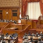 伊藤孝恵議員が討論中の「議場の反応」が物議を醸している（参議院インターネット審議中継より）