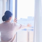 ああっ、やだっ、虫が…　※画像はイメージです（show999/stock.adobe.com）