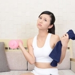 ダイエットを始めたきっかけは？※画像はイメージです（www.photo-ac.com）