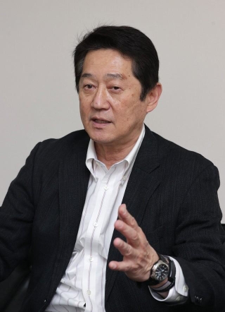 今春の選抜高校野球を最後に解説者を退いた川原崎哲也さん（京都市中京区）