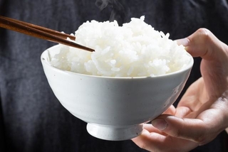 フライパンでも炊けるご飯※画像はイメージです（polkadot/stock.adobe.com）