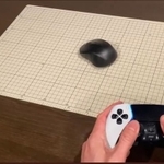 PS5のコントローラーで動かすマウス（提供：君塚史高さん）