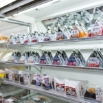 100円で買えたおにぎりは今や※画像はイメージです(naka/stock.adobe.com)