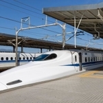 新幹線の特大荷物スペース、どう使われてる？　※写真はイメージ(decoplus/stock.adobe.com)