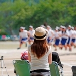 多様化する運動会、見守る保護者の思いは…　※画像はイメージです（chiyon/stock.adobe.com）