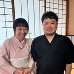 笑顔の絶えない幸せそうな新婚さん