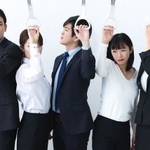 夏が近づくと増加する痴漢被害…　※画像はイメージです（metamorworks/stock.adobe.com）