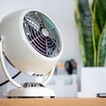 サーキュレーターで温度ムラを解消※画像はイメージです（Junichi/stock.adobe.com）