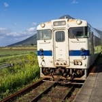 旅情をかき立てられる「青春18きっぷ」ですが…　※画像はイメージです（shiryu01/stock.adobe.com）