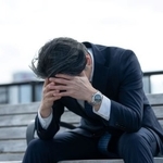 入社3カ月で突然解雇！こんなことが許されるのか…　※画像はイメージです（naka/stock.adobe.com）
