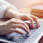 副業に「生成AIを利用している」人は約4割　※画像はイメージです（metamorworks/stock.adobe.com）
