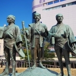 水戸黄門 助さん 格さん像（ほじん/stock.adobe.com）