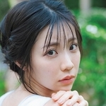 『鈴木ふみ奈写真集　FLY HIGH』