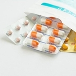 薬を間違えないように飲むには？（tamayura39/stock.adobe.com）※画像はイメージです