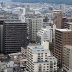 岡山市中心部に林立するマンション。築年数が古くなればさまざまな問題が起きてくる（本文とは関係ありません）