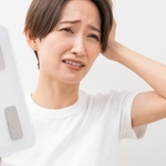 ジムでトレーニングしているけど体重がまったく減らない…　※画像はイメージです（ponta1414/stock.adobe.com）