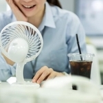暑いのは分かりますが…　※画像はイメージです（japolia/stock.adobe.com）