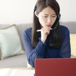 オンライン会議の際にイラっとすることは？　※画像はイメージです（metamorworks/stock.adobe.com）
