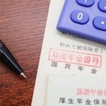 フリーランスの約4割が「国民年金の未納期間がある」　※画像はイメージです（umaruchan4678/stock.adobe.com）
