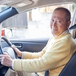 60代以上の約8割が「免許の返納予定なし」　※画像はイメージです（polkadot/stock.adobe.com）