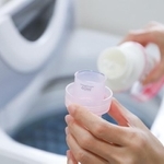 柔軟剤を入れすぎる→「汚れ」がつきやすい＆落としにくくなる※画像はイメージです（nfuru/stock.adobe.com）