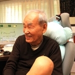 自身の投資経歴について語る藤本茂さん。「死ぬまでやるで」と意気込みます！