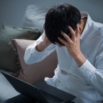 投資詐欺の被害に遭ったことがあるのはどの世代が多い？　※画像はイメージです（naka/stock.adobe.com）