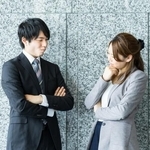 社員からの悩み相談を負担に感じている管理職が6割超　※画像はイメージです（chachamal/stock.adobe.com）