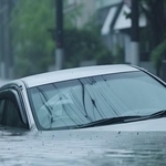 災害時に車から脱出する方法とは※画像はAIが作成したイメージです（bephoto/stock.adobe.com）
