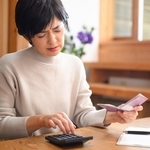 子育てに必死で自分の老後資金がない…どうすればいい？　※画像はイメージです（kapinon/stock.adobe.com）