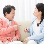 お金のことで夫婦喧嘩になった際の解決法は？　※画像はイメージです（Paylessimages/stock.adobe.com）