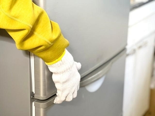 引越し準備、冷蔵庫は前日から「霜取り」が必要※画像はイメージです（smile/stock.adobe.com）