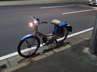 パトカーに止められて「コレなに！？」と聞かれた乗り物。一体これは…（いずれも提供写真）