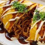 オムそばならぬ、「オムそばロール」が話題※画像はイメージです（Koarakko/stock.adobe.com）