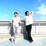 復興応援能登半島縦断公演「春夏秋冬」を行う本郷弦さん（左）と勢登健雄さん（提供）