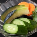 手軽に美味しく野菜を摂れる「浅漬け」※画像はイメージです（ykokamoto/stock.adobe.com）