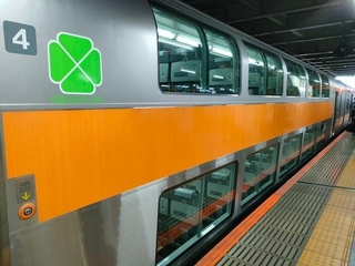 3月15日よりスタートした中央線快速、青梅線のグリーン車サービス