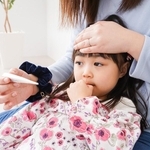 保育園では熱があったのに家に帰ったら平熱に？　※画像はイメージです（maroke/stock.adobe.com）