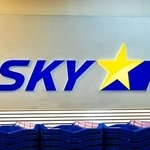 スカイマークのロゴ（yu_photo/stock.adobe.com）