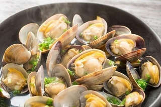 上手に砂抜きして美味しくいただこう！※画像はイメージです（kazoka303030/stock.adobe.com）