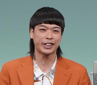 お笑いコンビ「バッテリィズ」のエースさんに遭遇。手を振ると…「メロ男過ぎる」と話題の反応とは！？