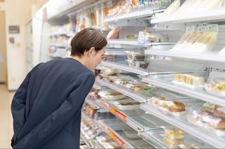 毎日の生活に欠かせないコンビニ　※画像はイメージです（naka/stock.adobe.com）