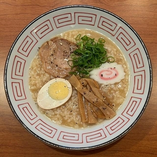 ラーメン風おかゆがXで話題に（フルトッピング）(戌一 さん提供)