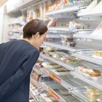 毎日の生活に欠かせないコンビニ　※画像はイメージです（naka/stock.adobe.com）