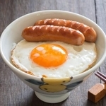 白身はカリカリ、黄身はとろ～り※画像はイメージです（xiaosan/stock.adobe.com）