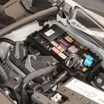 車のヒューズが切れる（飛ぶ）理由は？(U4/stock.adobe.com)