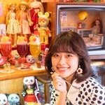 センスあふれる昭和レトロコーデが注目を集める